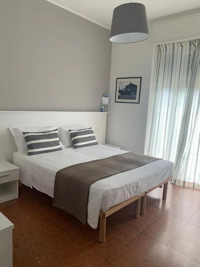 Hotel Loveno Menaggio 2*,  Italia