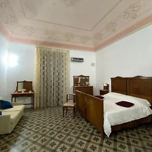 Hotel apartamentowy Crispi Katania